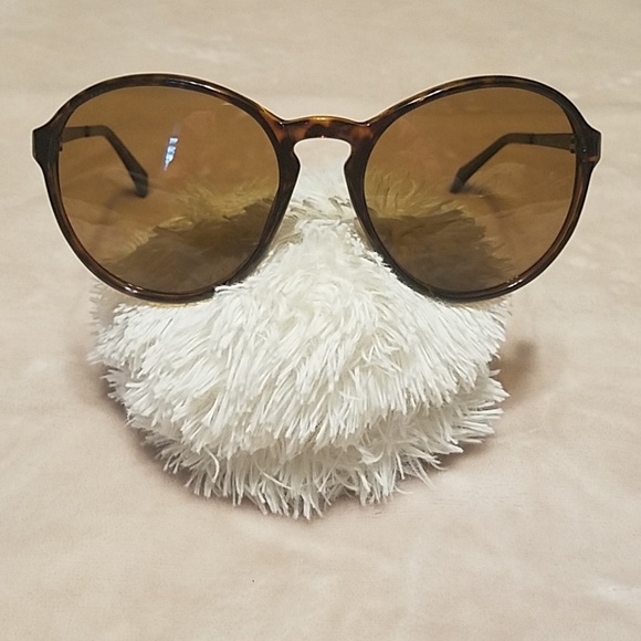 Giorgio Armani Accessories - Giorgio Armani sunglasses